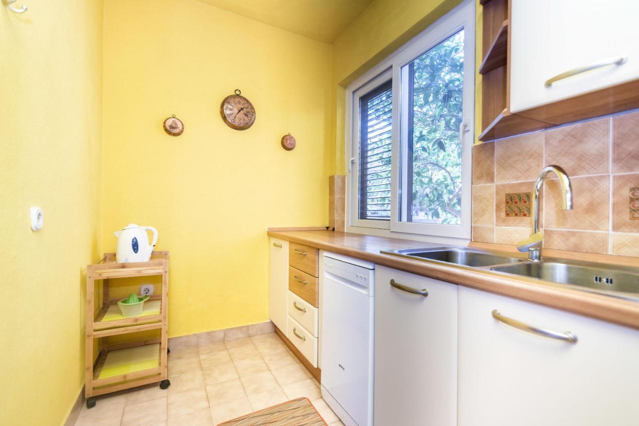 Villa House Andrea à Lastovo Extérieur photo